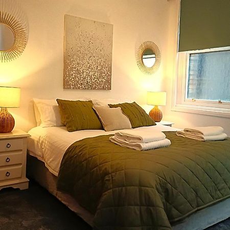 Whitchurch High Street Hideaway Екстер'єр фото