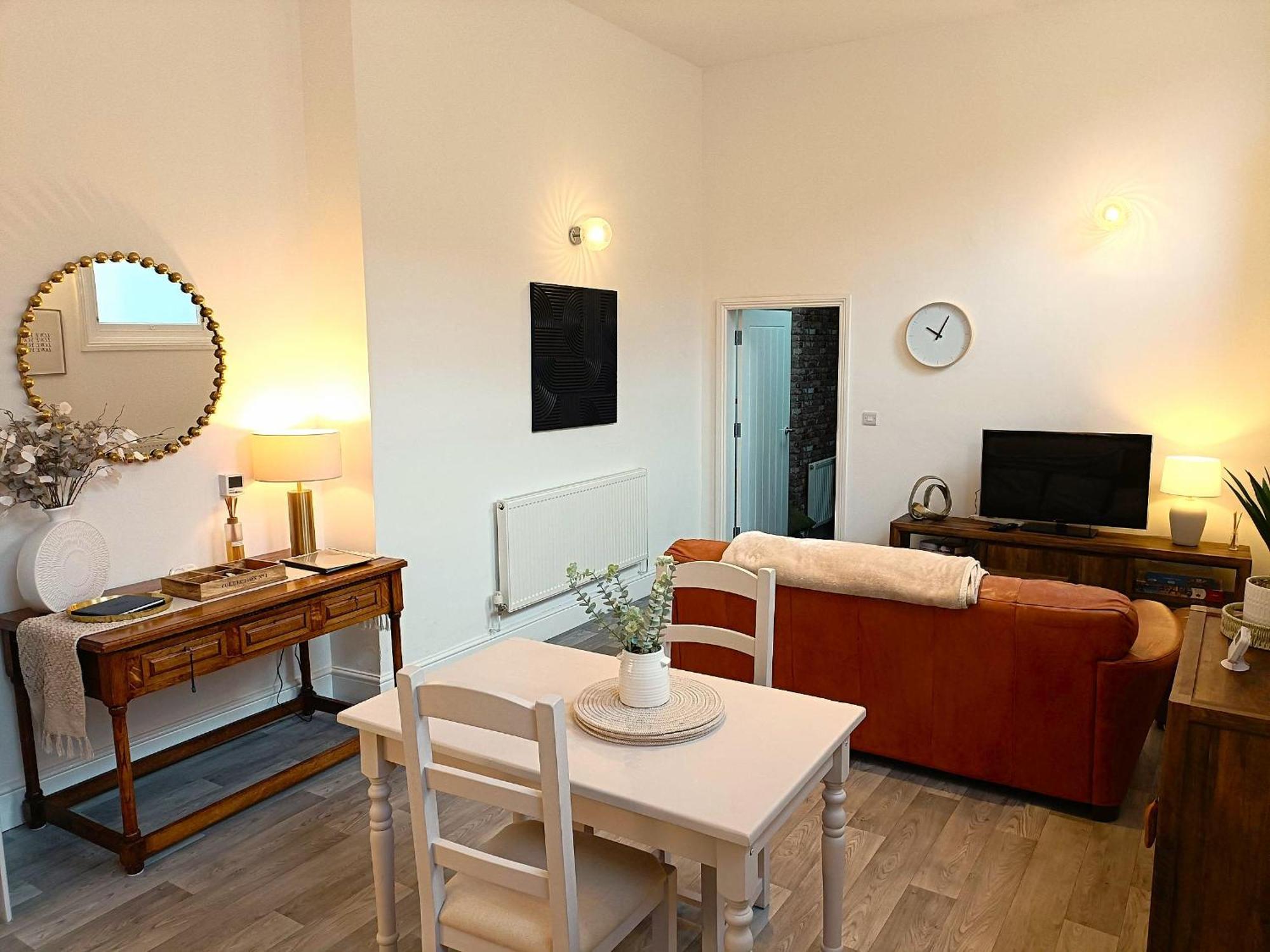 Whitchurch High Street Hideaway Екстер'єр фото
