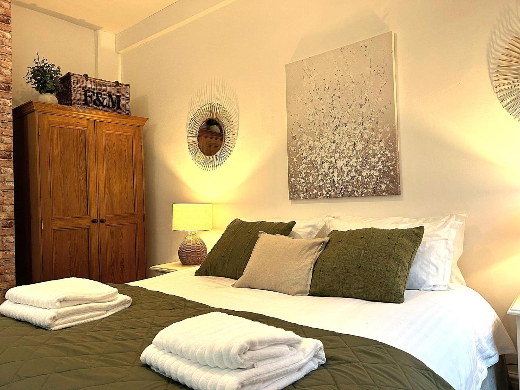 Whitchurch High Street Hideaway Екстер'єр фото